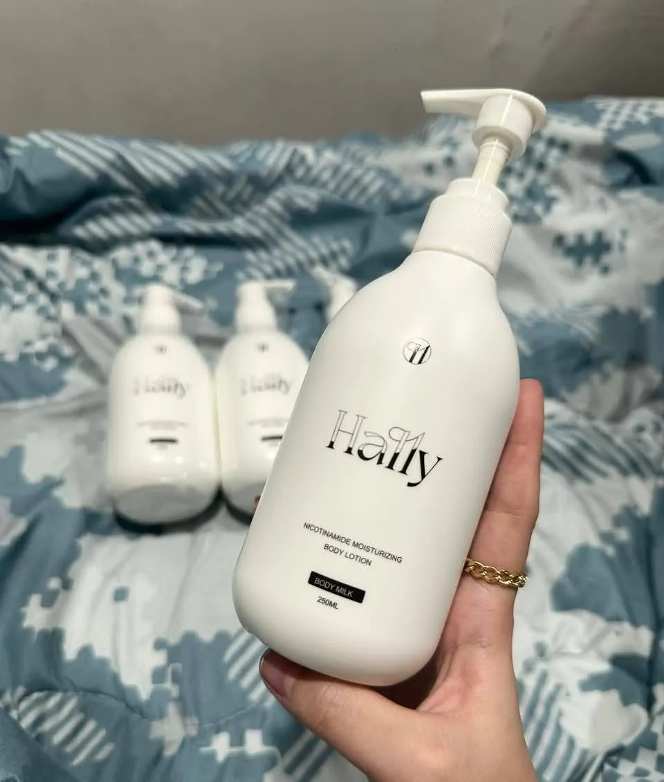 🎁Buy 2 Get 1 Free🎁FOriginal Hally Niacinamide Whitening Body Lotion